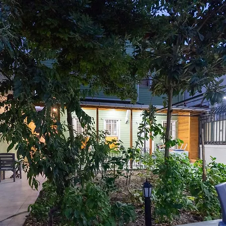 Valens Boutique アパートホテル