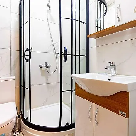 Valens Boutique Aparthotel 4*