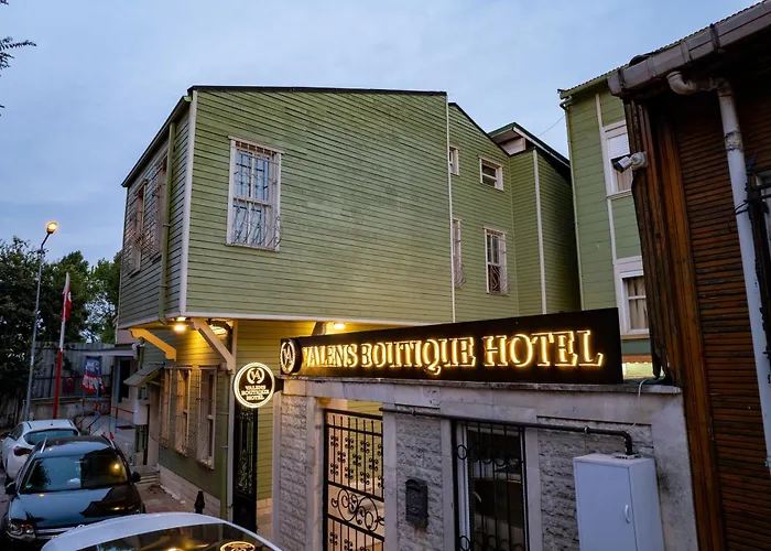 Valens Boutique Apartahotel 3*