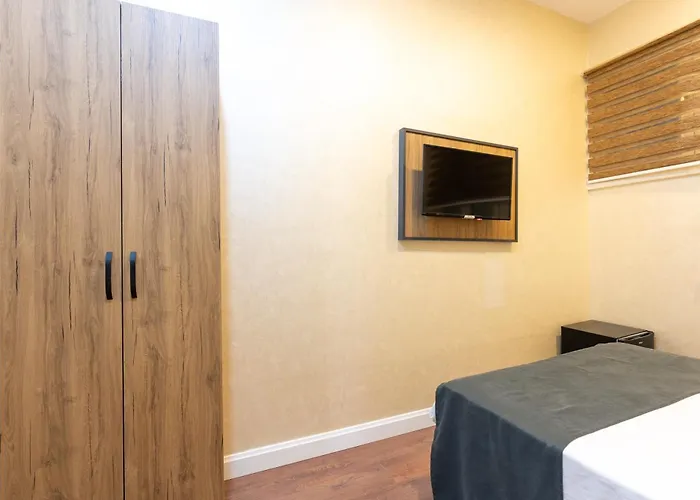 Valens Boutique Aparthotel 3*